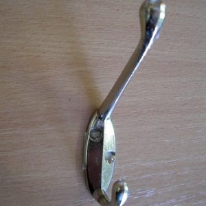 Közepes króm egyágú fogas M362/k