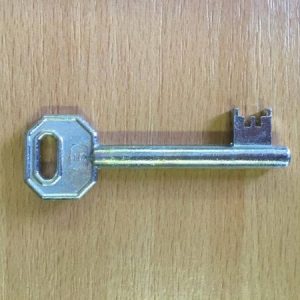 M 340 dose nyers jobbos 5-ös kulcs