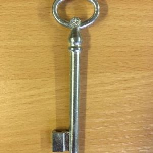 M 355 Kertkapu kulcs 23-as