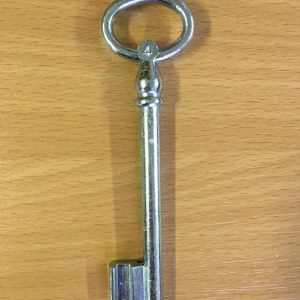 M 355 Kertkapu kulcs 4-es