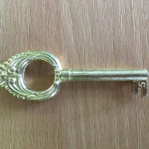 M 78 arany díszes bútorkulcs 5-ös